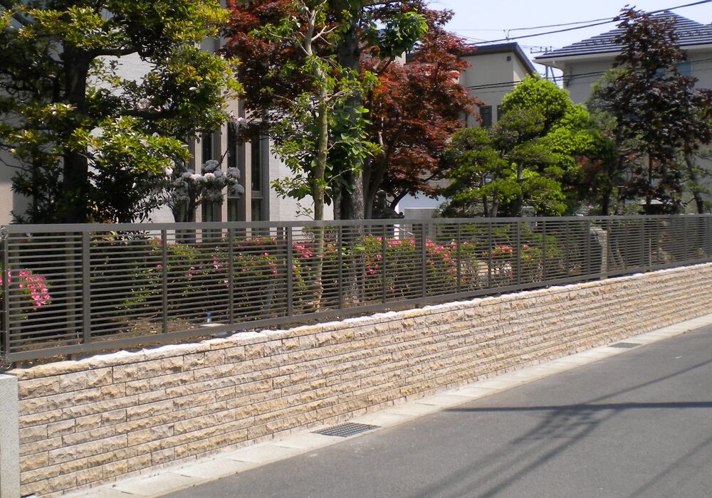 ⑯個人庭　276